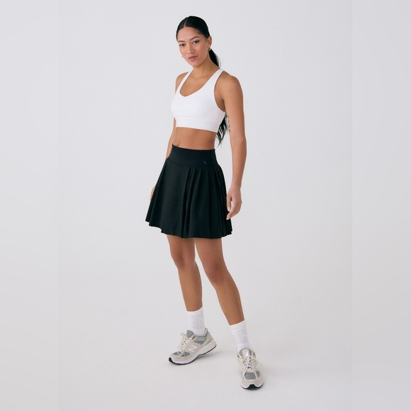 Lole Black Pleated Skort, Size Medium (30) - Picture 1 of 5